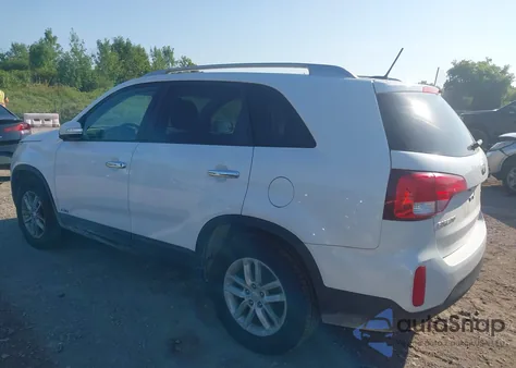 2015 Kia Sorento Lx V6 z USA, uszkodzony, nr VIN 5XYKTDA71FG553410